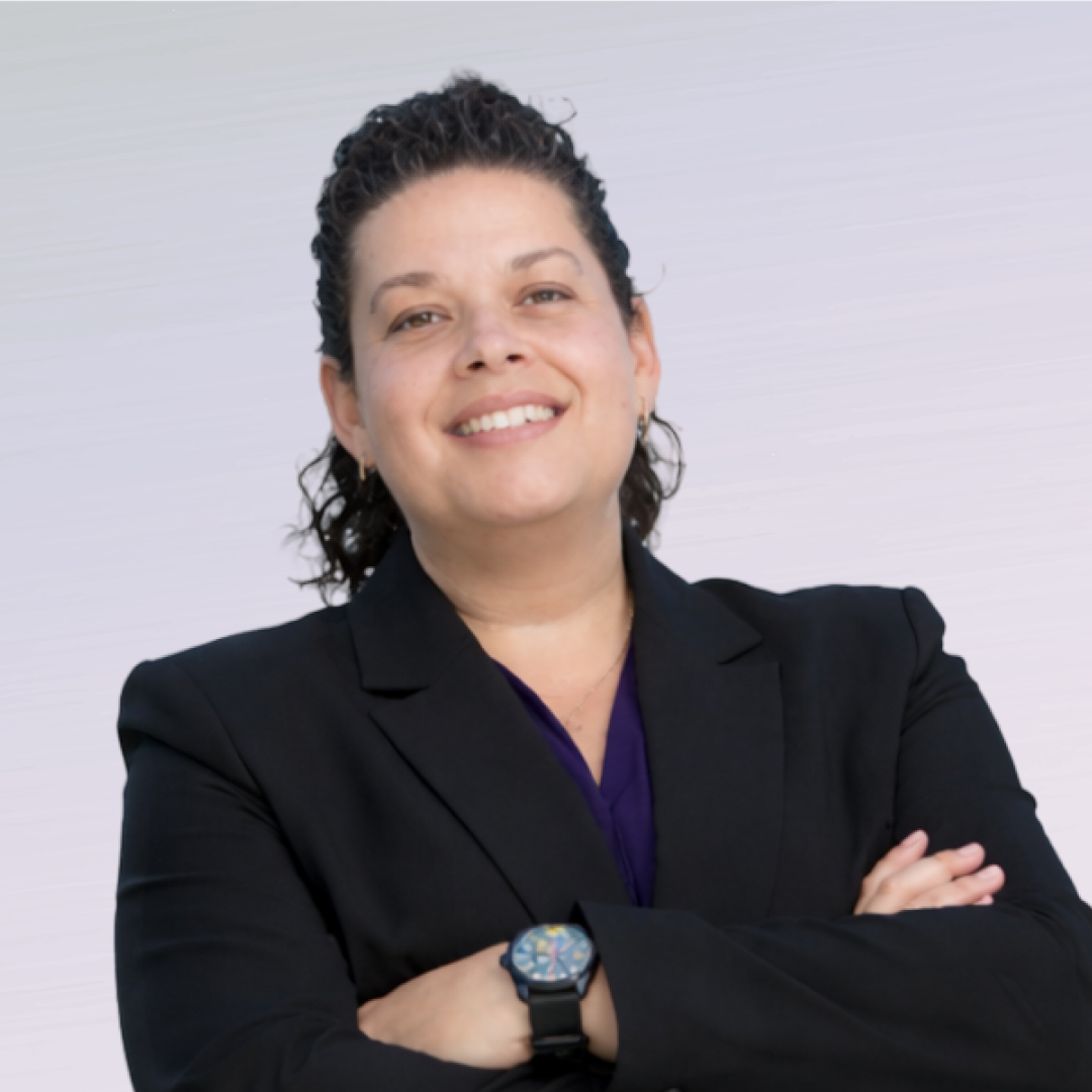 Cris Freitas headshot